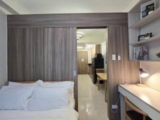 1BR Condotel with Balcony at FAME Residences #FM39-1 - Manila - 1