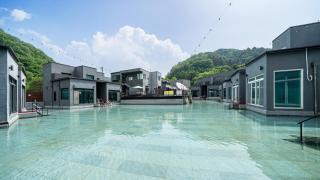 Maldive Junwon Maeul Pet-friendly Resort - 8