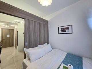 1BR Condotel with Balcony at FAME Residences #FM43-1 - Manila - 3