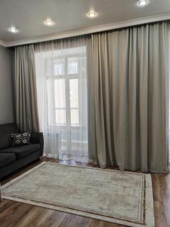 Солнечная квартира рядом с EXPO - 5