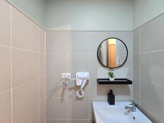 1BR Condotel with Balcony at FAME Residences #FM44-1 - Manila - 1