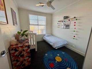 Family Friendly Executive Townhouse in Kent Town - Rose Park - 7