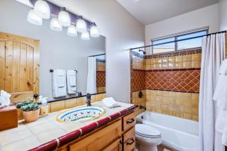 NEW Santa Fe Style Pool Spa Near Yonder Park - Lake Havasu City - 2