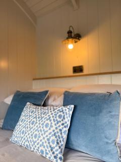 Quarrywood Glamping - Tenby - 7