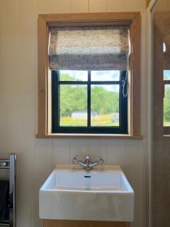 Quarrywood Glamping - Tenby - 2