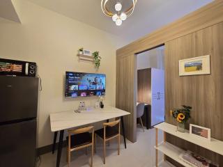 1BR Condotel with Balcony at FAME Residences #FM54-1 - Manila - 3