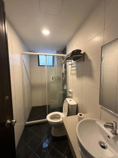 Homestay in Marina Heights with beach view - 8