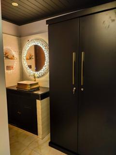 Modern Luxe Studio Apartment in Uttara near Airport - Dhaka - 8