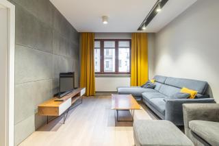 Zabrska 18 Spacious Apartment by BookingHost - Kattowitz - 0