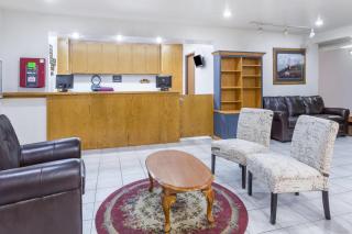 Super 8 by Wyndham Rexburg - 7
