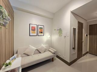 1BR Condotel with Balcony at FAME Residences #FM59-1 - Manila - 5