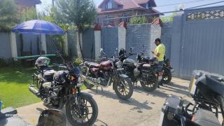 Moonshine Home stay - Srinagar - 8