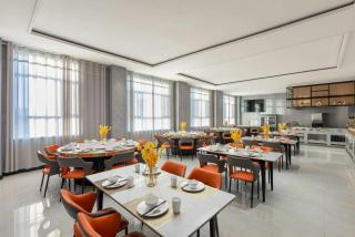 Days Hotel by Wyndham Xinyuan Nalati Airport - Xinyuan - 3