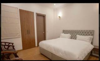 The carmine house - Noida - 2
