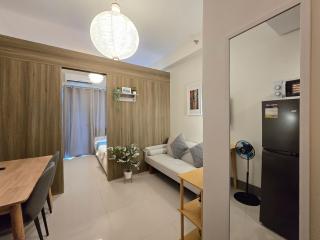 1BR Condotel with Balcony at FAME Residences #FM64-1 - Manila - 7