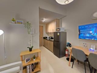 1BR Condotel with Balcony at FAME Residences #FM64-1 - Manila - 1