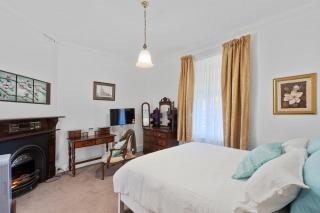 Magnolia Room, Franklin Lodge Huon Valley - Franklin - 0