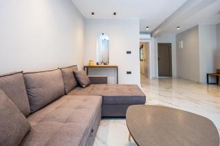 Meraki Hospitality - Polychrono - 3