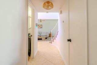 Spacious Lux Estate l 8 mins to Strip - Las Vegas - 4