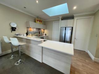 Classical & new CNZhouse with space - Christchurch - 5