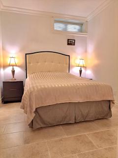 2 Bedroom Garden Suite in Arbutus - Vancouver - 0