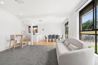 Home Away From Home - Braybrook - 6