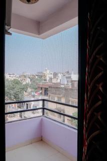 Hotel Jinendra Inn - 3