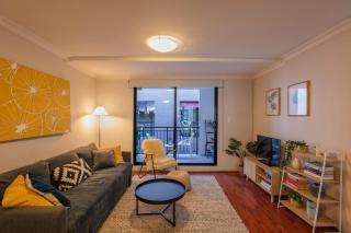 Chippendale Charmer in Ideal Location - Sidney - 0