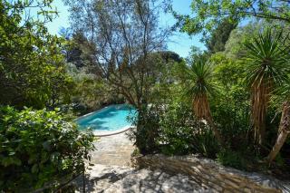 Magnifique Bastide Provençale avec piscine entièrement privatisée - 8