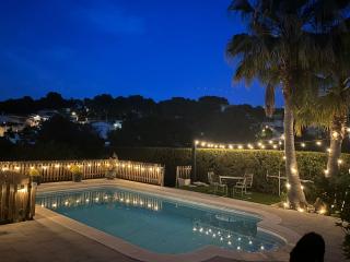Disfrutar de tu casa con piscina - Segur de Calafell - 9