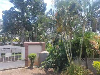 Uvongo Coastal Comfort - 3