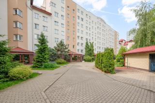 Colour Power Apartment by BookingHost - Warsaw - 9