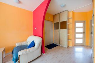 Colour Power Apartment by BookingHost - Warsaw - 8