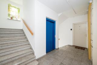 Colour Power Apartment by BookingHost - Warsaw - 4
