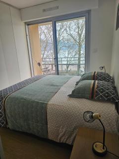 Annecy centre , Vue lac, ascenseur 4 pers - Annecy - 1