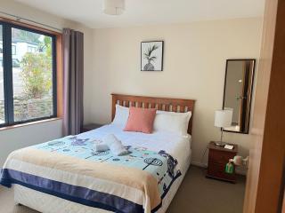 Vaneric Stays - Goldleaf Getaways 12 - 3