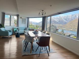 Ming's Lakeside Goldleaf Suites No10 - Queenstown - 0