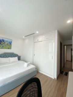 Chiy APT - Căn hộ dịch vụ cao cấp Vinhomes Skylake HaNoi - Hanoi - 1