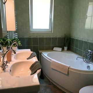 Orient Apartmanház - Eger - 6