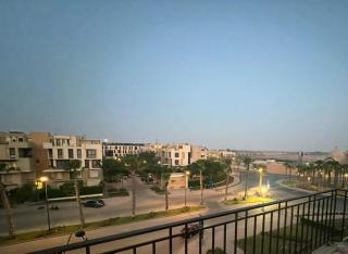 Modern studio in courtyard Beverly Hills - Sheikh Zayed - 2