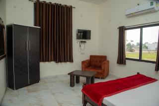 Raj Bagh Garden and Resort - - 4