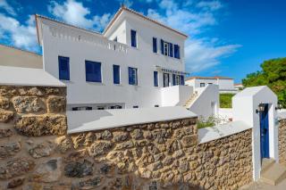 Thanos Luxurious Apt in Spetses Center, 2BR, 2BA - Spetses - 3
