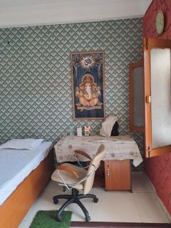 Narmada Guest House - Indore - 3