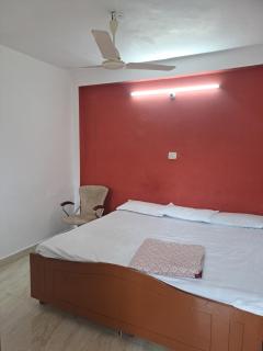 Narmada Guest House - Indore - 7