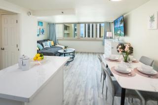 Beach Life Waikiki One Bedroom Condo Full Kitchen - Honolulu - 1