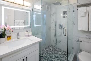 Beach Life Waikiki One Bedroom Condo Full Kitchen - Honolulu - 7