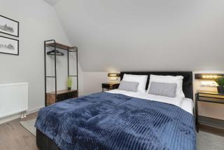 Apartament Chmielna Serce Gdańska Sypialnia & Balkon by Noclegi Renters - Danzig - 9