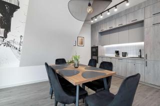 Apartament Chmielna Serce Gdańska Sypialnia & Balkon by Noclegi Renters - Danzig - 8