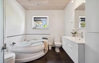 Cozy Home In Glesborg With Wifi - Glesborg - 2