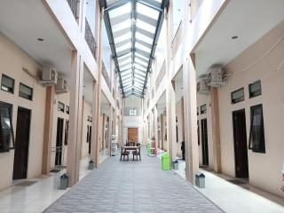 RedDoorz Syariah near Masjid Al-Aqsha Klaten - 2